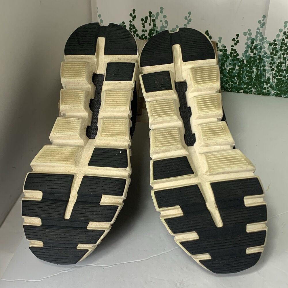 On Running Cloud Women’s Black Athletic Running Shoes Sneakers Size 7.5 - Picture 14 of 16